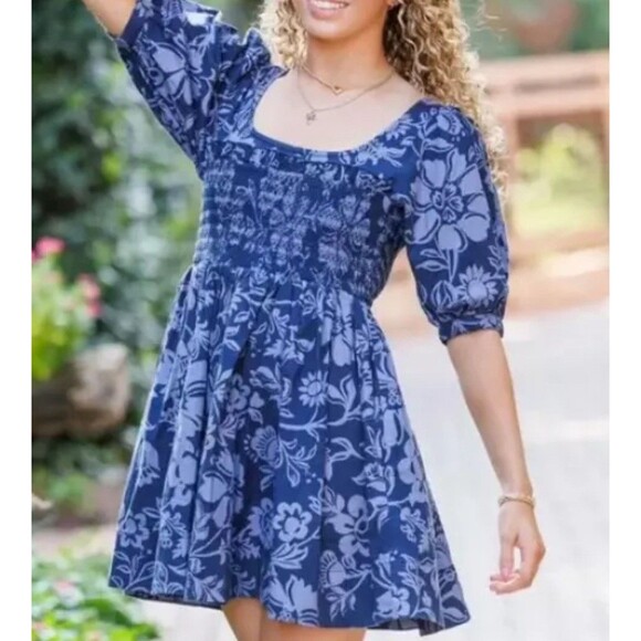 Free People Dress -Dear Delilah Blue Floral Puff Sleeve‎ Smocked - Size M NWOT - Picture 1 of 13